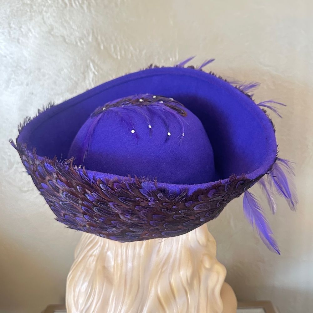 COLLECTIBLE JACK MCCONNEL PURPLE FELT/FEATHERS WIDE BRIM HAT - Picture 4 of 16
